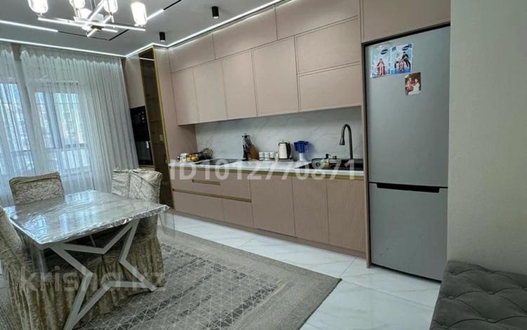 3-комнатная квартира · 102 м² · 7/9 этаж, мкр Акжайык, Толеметова за 300 000 ₸ в Шымкенте, Абайский р-н — фото 2
