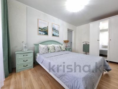 3-комнатная квартира · 86 м² · 4/13 этаж, 7-й микрорайон 13 — Рядом 10 шк,16 шк,Карбышева,Мик-ны,Академия,спорткомплексы за 35 000 ₸ в Костанае