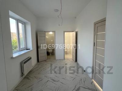 Аренда коммерческой недвижимости в Атырауской обл.: Офисы · 100 м² за 350 000 〒 Офисы · 100 м² за 350 000 〒 в Атырау, мкр Центральный