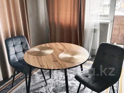 1-комнатная квартира · 44 м² · 2/5 этаж, Казахстан 104, Библиотека Пушкина 104 за 2 000 ₸ в Усть-Каменогорске