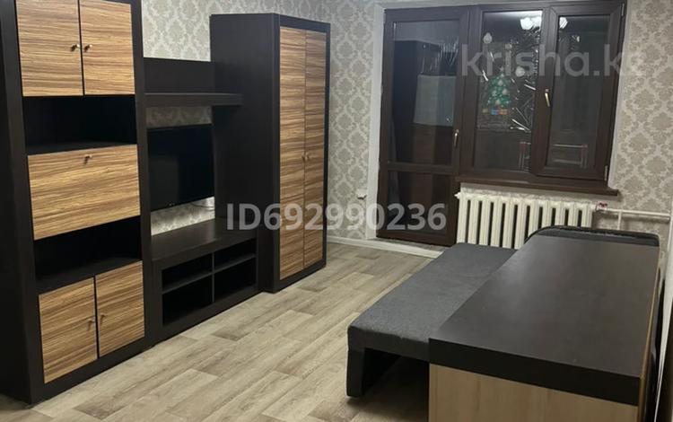 1-бөлмелі пәтер, 36 м², 4/4 қабат ай сайын, мкр Коктем-2 10, бағасы: 220 000 〒 в Алматы, Бостандыкский р-н — фото 2