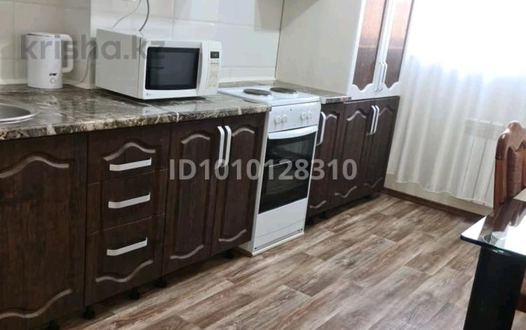 1-комнатная квартира · 30 м² · 7/9 этаж, 1Мая 25 — Мечеть за 180 000 ₸ в Павлодаре — фото 2