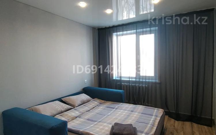 2-бөлмелі пәтер · 54 м² · 5/5 қабат, 5 микрорайон 15, бағасы: 12 000 ₸ в Лисаковске — фото 10