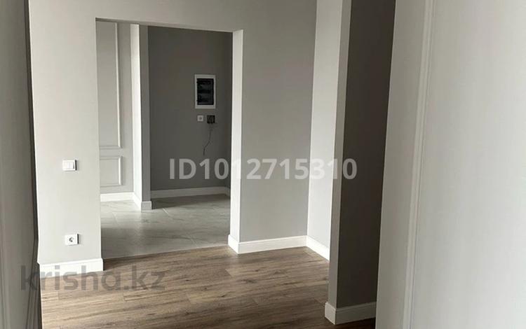 2-бөлмелі пәтер · 77 м², Жуесипбек Аймауытова 15А, бағасы: 41 млн ₸ в  — фото 2