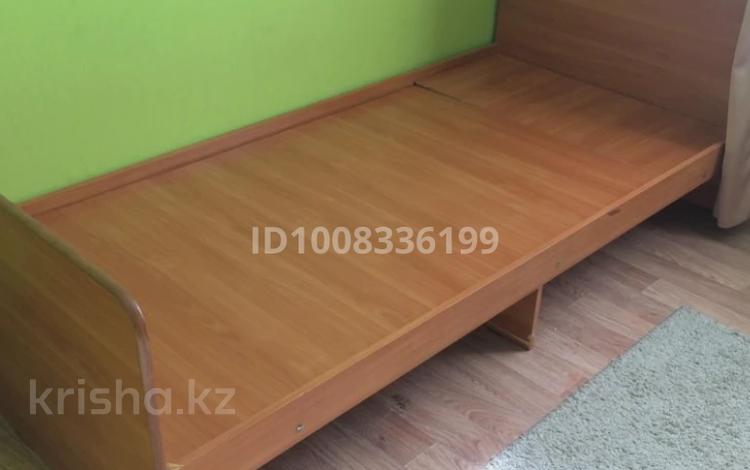 1 комната · 12 м² · 4 этаж, Абая 14 за 150 000 ₸ в Усть-Каменогорске — фото 2