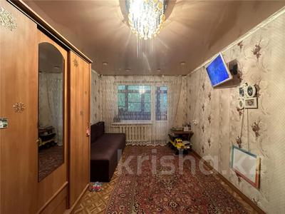 1-комнатная квартира, 33.6 м², 1/5 этаж, пр. Момышулы за 9.5 млн 〒 в Темиртау