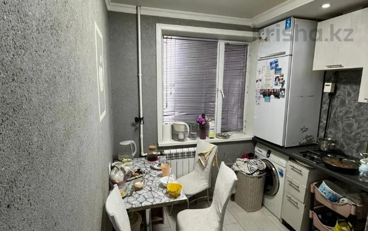 2-комнатная квартира · 45 м² · 1/5 этаж, Майкудук, 15й микрорайон 28 за 10.3 млн ₸ в Караганде, Алихана Бокейханова р-н — фото 6