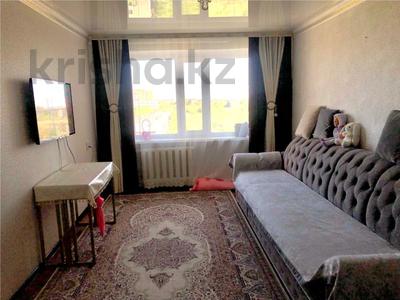 2-бөлмелі пәтер · 52 м² · 8/9 қабат, 15-шағынаудан, бағасы: 10.5 млн ₸ в Караганде, Алихана Бокейханова р-н