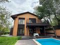 Отдельный дом · 7 комнат · 500 м², Ходжанова за 3 млн 〒 в Алматы