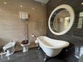 Отдельный дом · 7 комнат · 500 м², Ходжанова за 3 млн 〒 в Алматы — фото 34