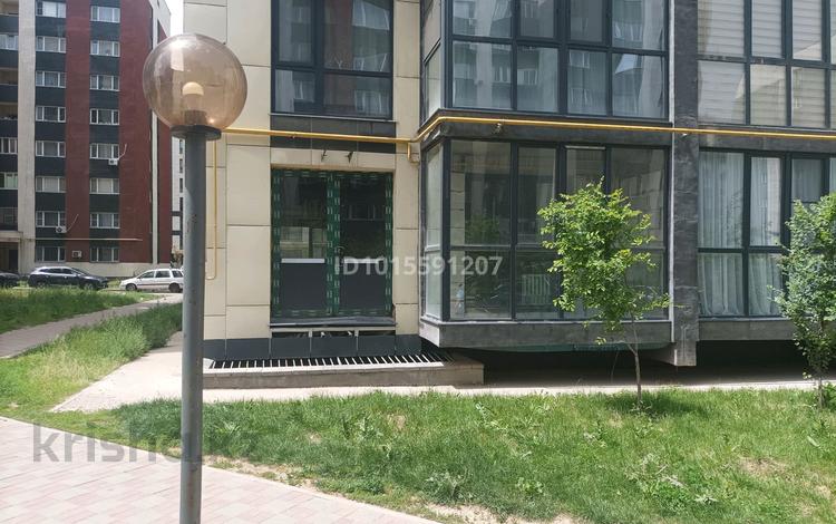 2-бөлмелі пәтер · 75 м² · 1/10 қабат, Шұғыла ш/а. 340/8 к3, бағасы: 37 млн ₸ в Алматы, Наурызбайский р-н — фото 2