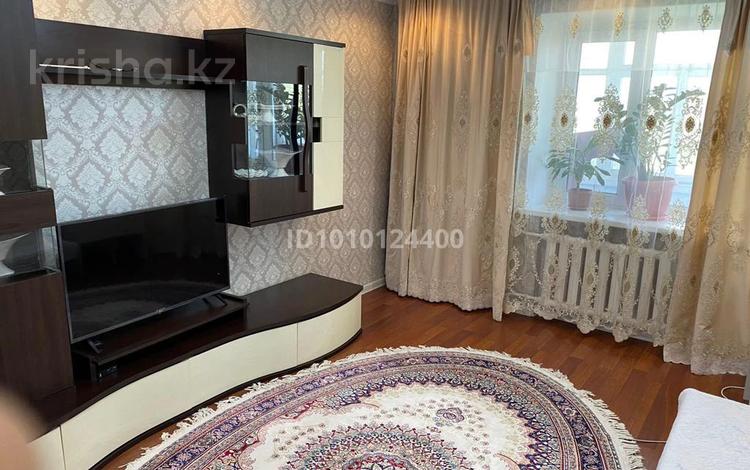3-комнатная квартира · 70 м² · 4/6 этаж, Старый город, Кереева 7 — Кереева Алтынсарина за 18.5 млн 〒 в Актобе — фото 2