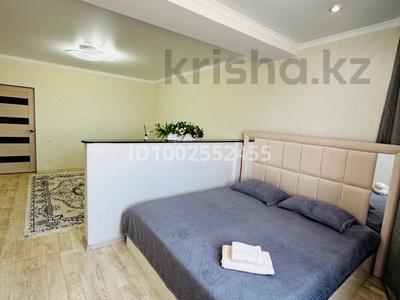 Тәулігіне пәтерлер в Актюбинской обл.: 1-бөлмелі пәтер · 49 м² · 5/5 қабат, мкр. Алтын орда, Тауелсиздик 12, бағасы: 13 000 〒 1-бөлмелі пәтер · 49 м² · 5/5 қабат, мкр. Алтын орда, Тауелсиздик 12, бағасы: 13 000 〒 в Актобе