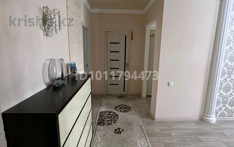 2-комнатная квартира · 65 м² · 6/6 этаж, 32В мкр 6 за 15 млн ₸ в Актау — фото 2