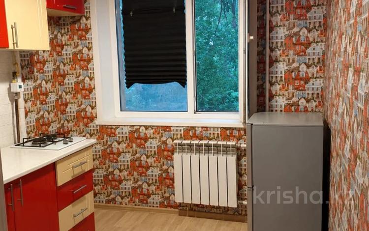 2-комнатная квартира · 44.2 м² · 2/5 этаж, Майкудук, 11а микрорайон за 12.5 млн ₸ в Караганде, Алихана Бокейханова р-н — фото 2