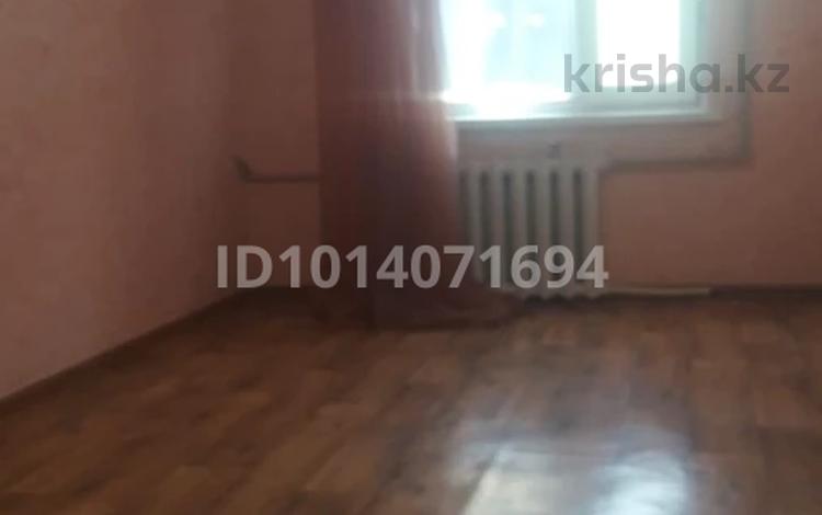 2-бөлмелі пәтер · 42.7 м² · 1/6 қабат, Мкр.Шугыла 17, бағасы: 15 млн ₸ в  — фото 2