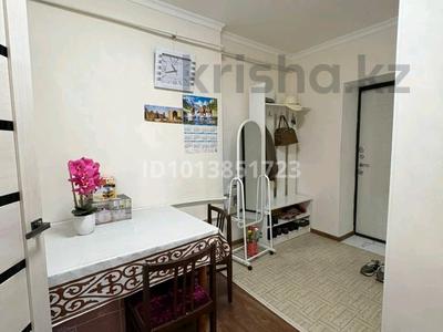 2-комнатная квартира · 56 м² · 2/5 этаж, 3 мкр 45 — Народного банка за 7 млн ₸ в Каратау