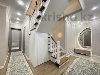 4-комнатная квартира · 141 м² · 3/10 этаж, Жошы хан 7 за 135 млн ₸ в Астане, Есильский р-н