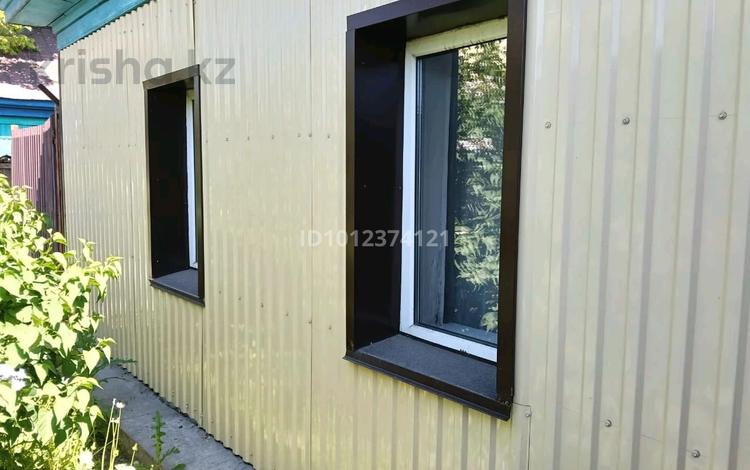 Жеке үй · 2 бөлме · 70 м² · 10 жүзд., ул. Чкалова 6, бағасы: 15 млн ₸ в Караганде — фото 2