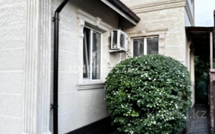 Дом · 1 комната · 32 м², мкр Алтай-2, Лавренева 26 за 170 000 ₸ в Алматы, Турксибский р-н — фото 2