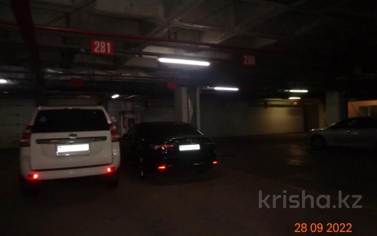 Паркинг · 14 м² · ул. Иманбаева 11 — БЦ 7 Континент за ~ 2.3 млн ₸ в Астане, р-н Байконур — фото 2