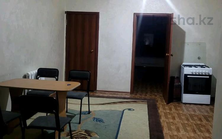 2-комнатная квартира, 46 м², 4/4 этаж помесячно, Абая за 100 000 〒 в Талдыкоргане — фото 2