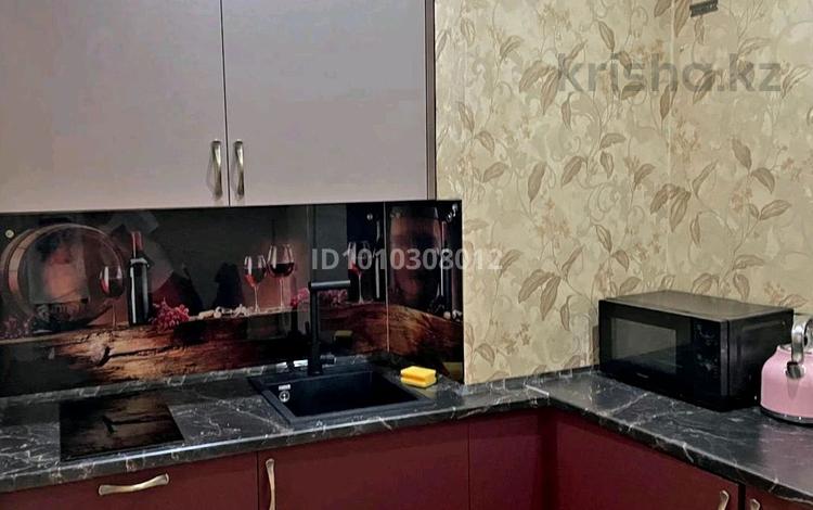 1-комнатная квартира · 38 м² · 14/16 этаж, Навои 208 — Торайгырова за 300 000 ₸ в Алматы, Бостандыкский р-н — фото 5