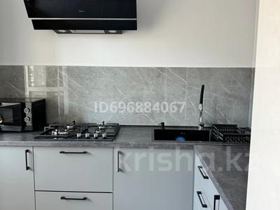 3-бөлмелі пәтер · 96 м² · 8/9 қабат, Алтын орда ш/а., МустафыШокая, бағасы: 300 000 ₸ в Актобе, мкр. Алтын орда