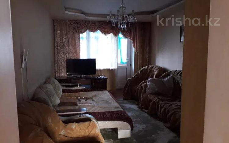 2-комнатная квартира, 50 м², 3/5 этаж помесячно, Жастар 21 А