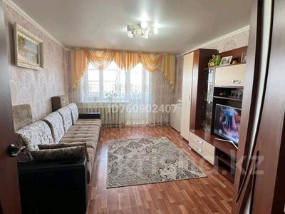 Пәтерлер в Акмолинской обл.: 3-бөлмелі пәтер · 61 м² · 4/5 қабат, Академика Вернадского 29б — Район 12 школы, бағасы: 15.8 млн 〒 3-бөлмелі пәтер · 61 м² · 4/5 қабат, Академика Вернадского 29б — Район 12 школы, бағасы: 15.8 млн 〒 в Кокшетау