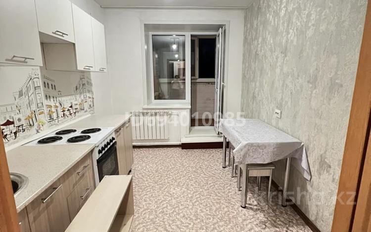 2-комнатная квартира, 50 м², 3/9 этаж помесячно, Павлова 95/1 — Чокина