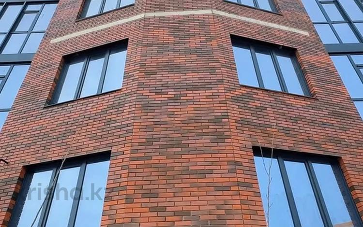 2-бөлмелі пәтер · 70.1 м² · 3/9 қабат, мкр. Алтын орда, бағасы: 31.5 млн ₸ в Актобе — фото 6