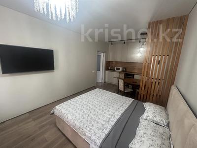 2-бөлмелі пәтер · 45 м² · 4/12 қабат, Нажмиденова 15 — Улы дала - Нажмиденова, бағасы: 15 000 ₸ в Астане, Алматы р-н
