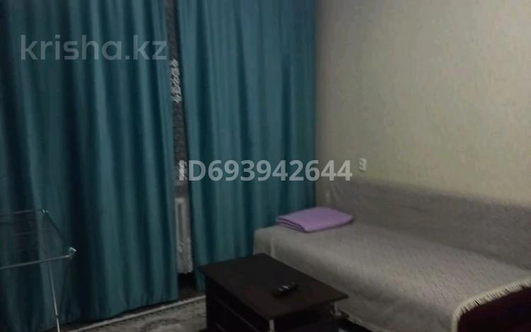 1-комнатная квартира · 33 м² · 1/5 этаж, Металургов — 55 гастроном за 9 000 〒 в Темиртау — фото 2