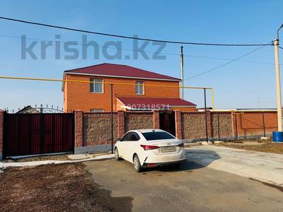 Жеке үй · 8 бөлме · 240 м² · 10 сот., 67 — С.Талапкер, мкр Байтерек, ул.67, бағасы: 85 млн 〒