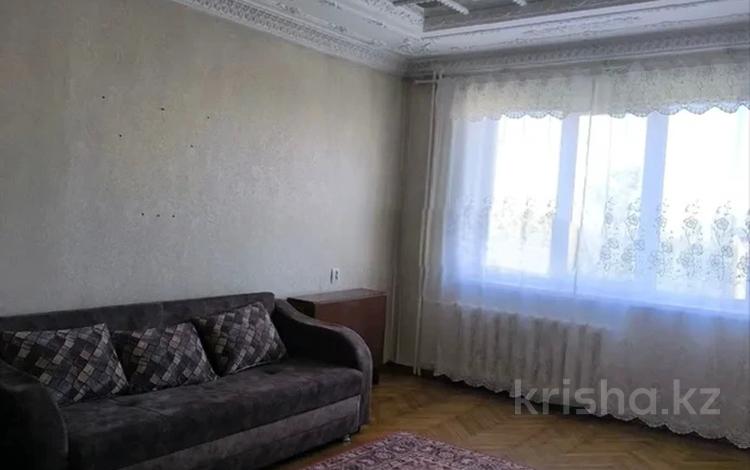 2-комнатная квартира · 52 м² · 6/9 этаж, мкр Аксай-4 7 за 250 000 ₸ в Алматы, Ауэзовский р-н — фото 2
