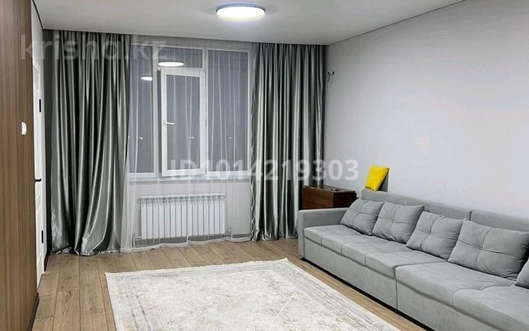 2-бөлмелі пәтер · 54 м² · 4/9 қабат, Көкжиек ш/а., Жолымбет 42/5, бағасы: 35 млн ₸ в Алматы, Жетысуский р-н — фото 2