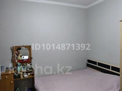 1 комната · 69 м² · 9/9 этаж, мкр Аксай-5 4 — Момышулы Жубанова за 80 000 ₸ в Алматы, Ауэзовский р-н