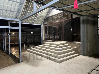 Отдельный дом · 6 комнат · 250 м² · 8 сот., мкр Асар-2 799 — 138 мектептын жанында за 57 млн ₸ в Шымкенте, Абайский р-н
