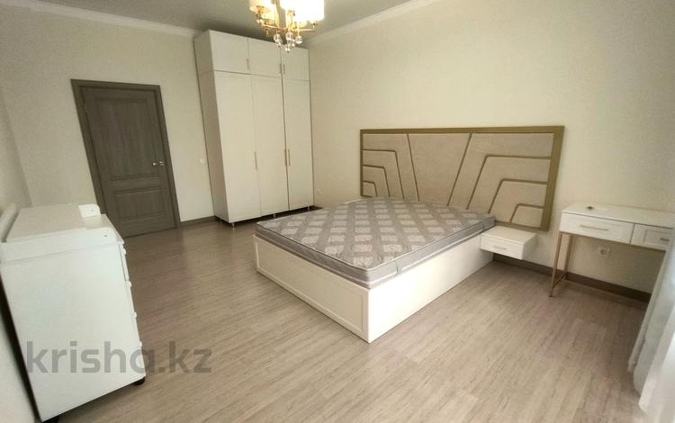 4-бөлмелі пәтер, 140 м², 5/9 қабат ай сайын, Мухамедханова 21, бағасы: 380 000 〒 в Астане, Нура р-н — фото 35