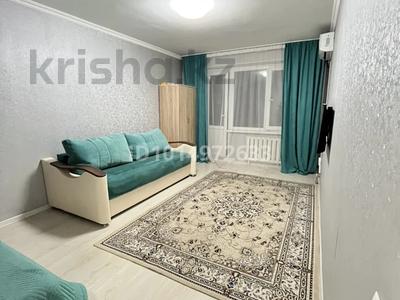 1-бөлмелі пәтер · 36 м² · 4/5 қабат, Манаса 6 — Абылайхана, бағасы: 15 000 ₸ в Астане, Алматы р-н