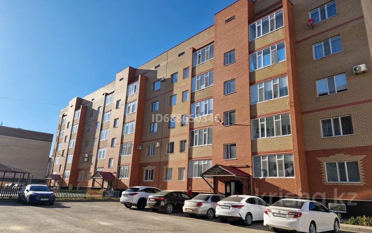 4-комнатная квартира, 127.6 м², 4/5 этаж, мкр. Алтын орда, Мкр. Батыс-2 348 — Мангилик Ел-Г.Жубанова