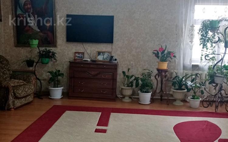 Отдельный дом • 6 комнат • 238 м² • 10 сот., Момышулы за 90 млн 〒 в Астане, Алматы р-н — фото 2