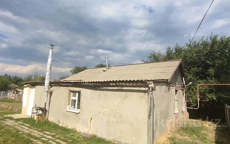 Отдельный дом · 3 комнаты · 69 м² · 10 сот., Жибек жолы 10А за 12 млн 〒 в Аксае — фото 2