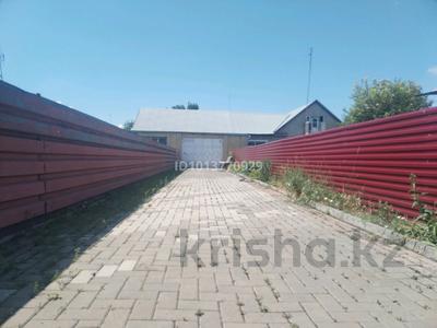 Жеке үй · 4 бөлме · 270 м² · 6 жүзд., Чернышевского — Абая, бағасы: 35 млн ₸ в Темиртау