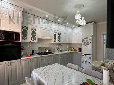 4-комнатная квартира · 150 м² · 3/7 этаж, мкр. Алтын орда за 54 млн ₸ в Актобе