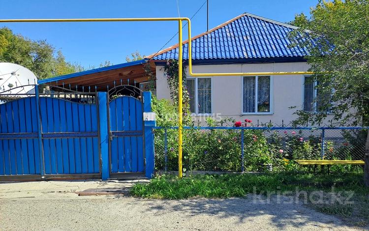 Отдельный дом · 4 комнаты · 100 м² · 10 сот., Алматинская 64 — Недалеко от магазина Колесо за 13 млн ₸ в Текели — фото 2