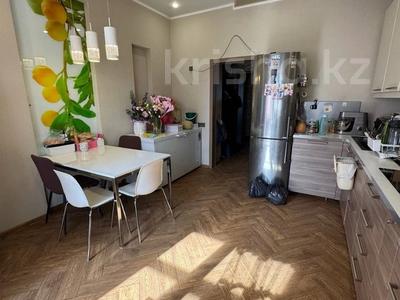 2-бөлмелі пәтер · 68.6 м² · 5/5 қабат, Акана серэ 100, бағасы: 28 млн ₸ в Кокшетау