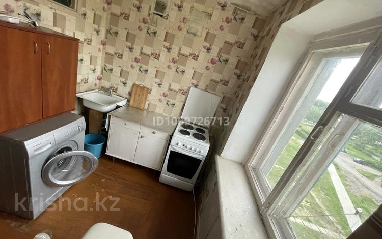 4-бөлмелі пәтер · 63.9 м² · 5/5 қабат, 1 микрорайон 3, бағасы: 4 млн ₸ в Качаре — фото 2