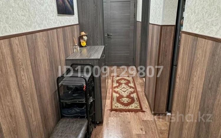 3-бөлмелі пәтер · 60 м² · 2/5 қабат, 6а квартал 20 — район Полимера, бағасы: 15 млн ₸ в Темиртау — фото 17